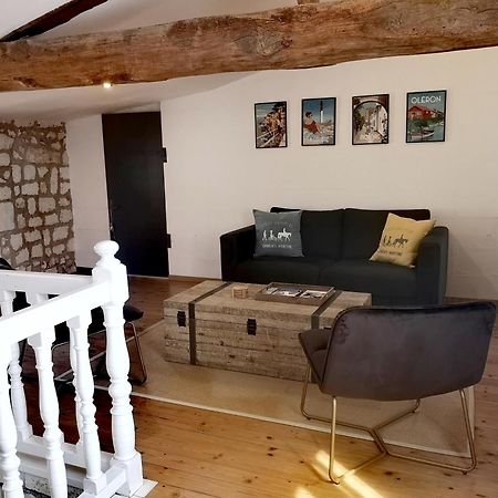 La Demeure Des Artistes - Quartier Historique Villa Saintes Eksteriør billede